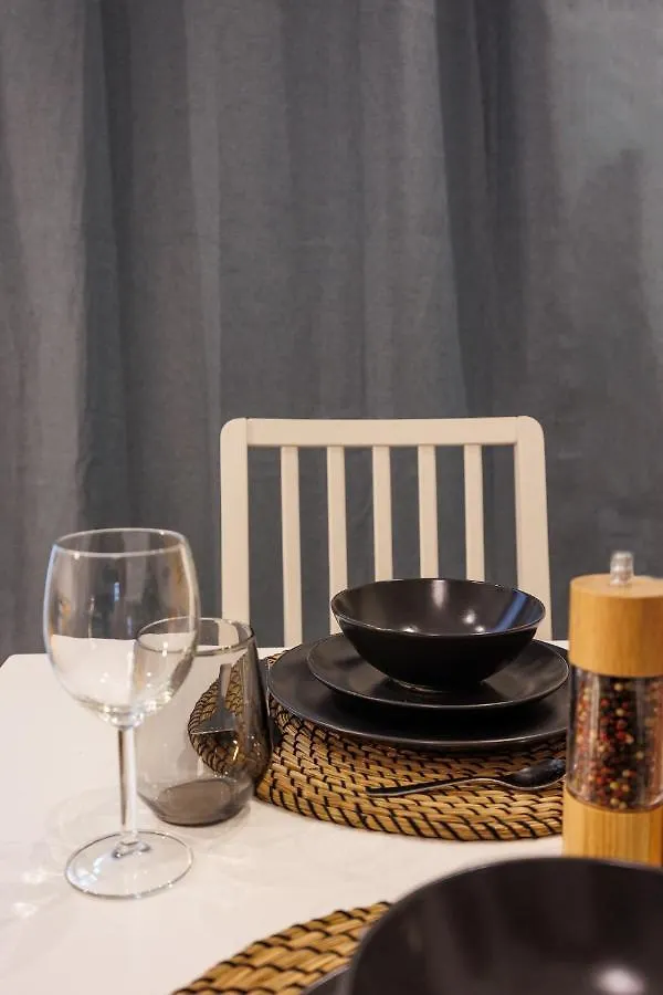 Апартаменты Cozy Market-Square Retreat Located In The Heart Of The 10Th District Вена Австрия