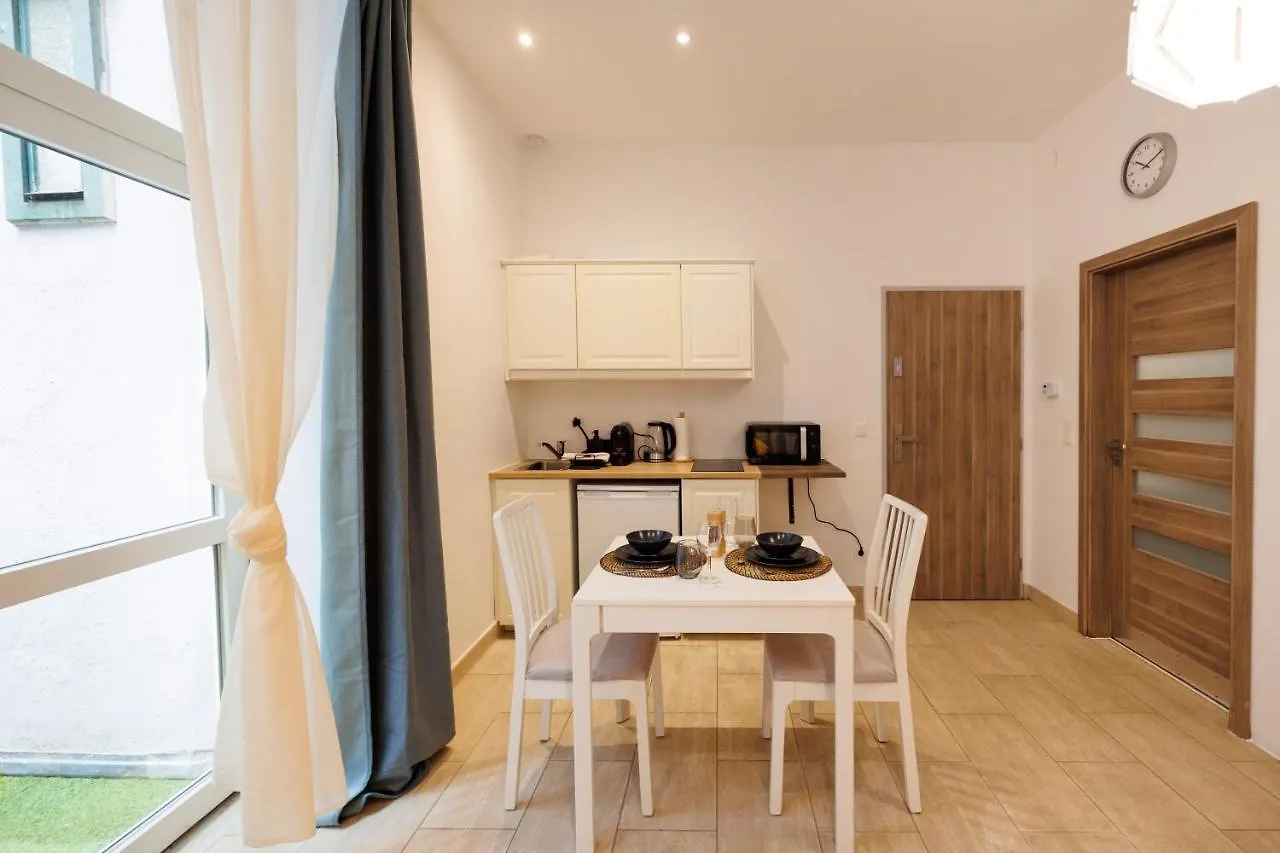 Апартаменты Cozy Market-Square Retreat Located In The Heart Of The 10Th District Вена